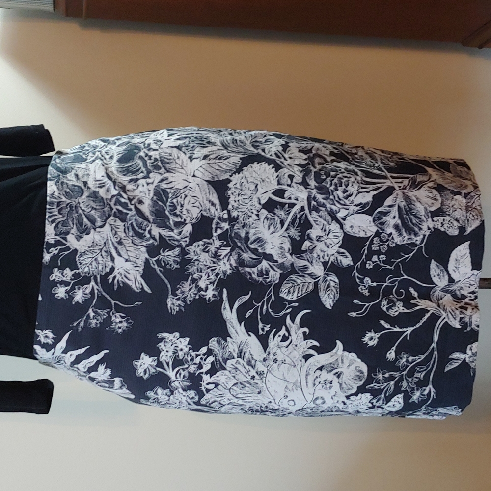 Print pencil skirt